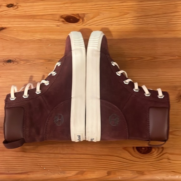 Timberland Women’s Skyla Bay size 6 Burgundy Suede Sneaker Boot - Picture 11 of 13